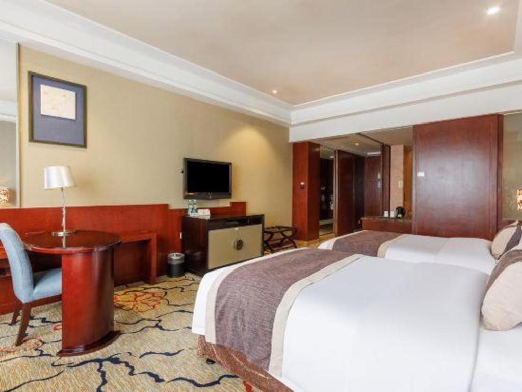 Eurasia International Hotel Dongguan  Exterior foto