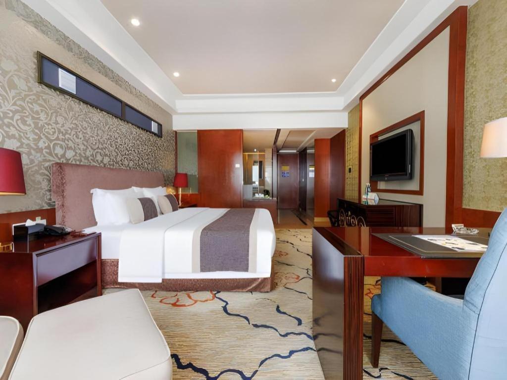 Eurasia International Hotel Dongguan  Exterior foto