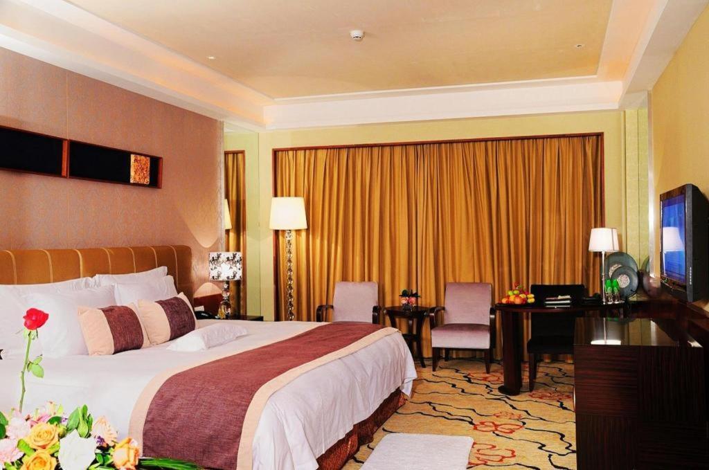 Eurasia International Hotel Dongguan  Exterior foto